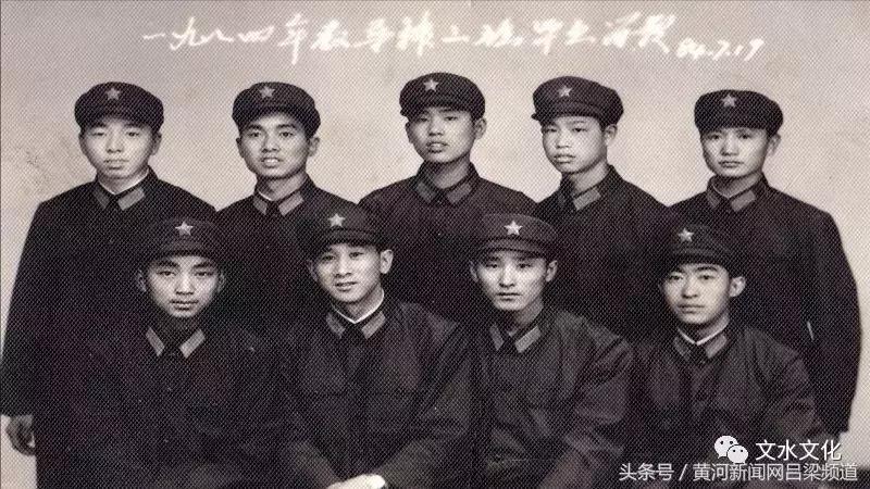 美军战机坠毁背后的启示，自然之旅的呼唤与飞行员牺牲的哀思