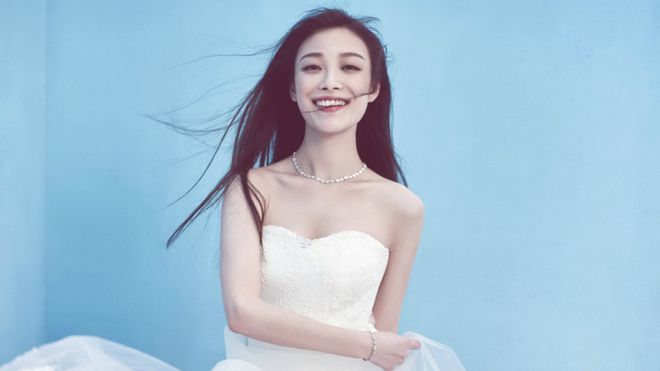 四大女神同台闪耀，刘亦菲、杨幂、刘诗诗、倪妮璀璨走秀时刻