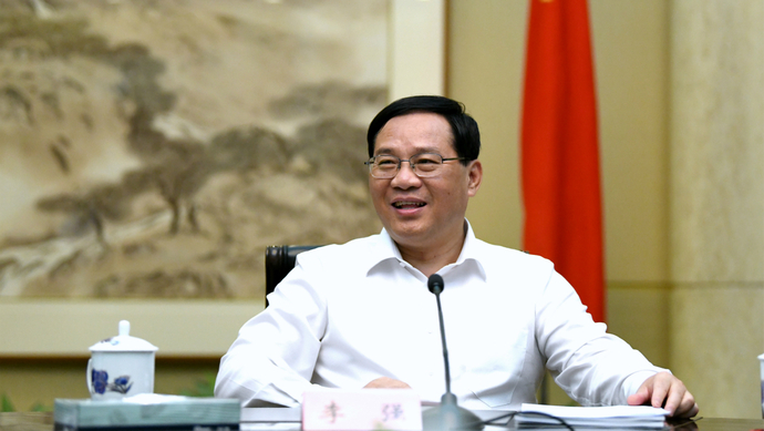 昆明市委书记应对臭肉事件，科技重塑城市形象，引领生活新风尚