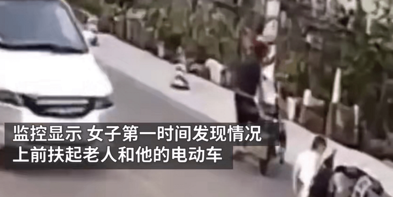 老人撞人逃逸女子阻拦遭咬，小巷特色小店背后的故事