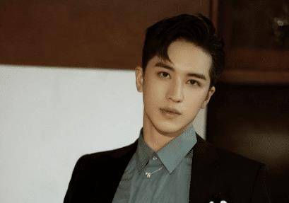 孙淳探寻自然美景之旅，内心平和与喜悦的追寻