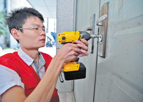 开锁行业（或开锁技术与工具）