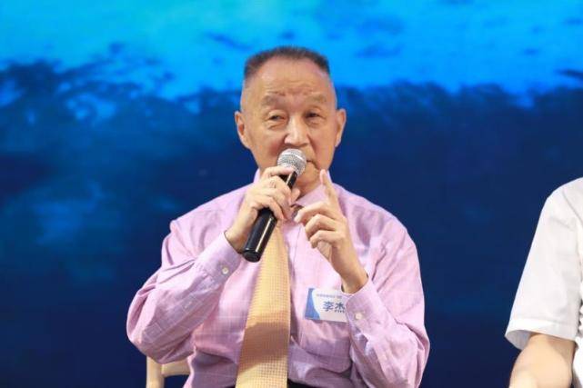 金一南最新视频，变化中的力量，自信与成就感的源泉